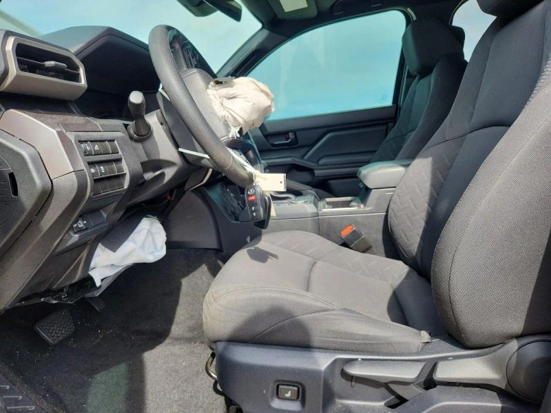 2025 Toyota Tacoma Double Cab - photo 7