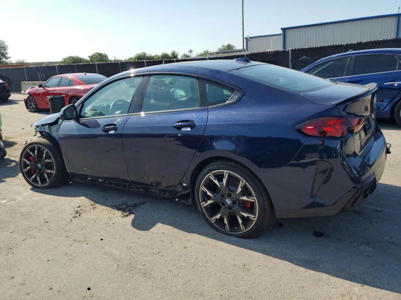 2026 BMW 2 Series - photo 2