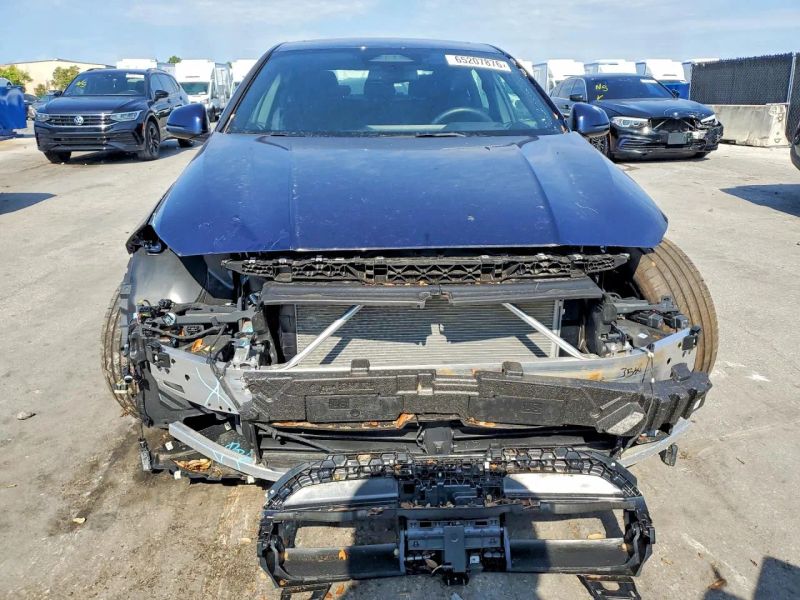 2026 BMW 2 Series - photo 5