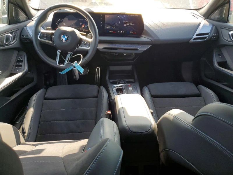 2026 BMW 2 Series - photo 8