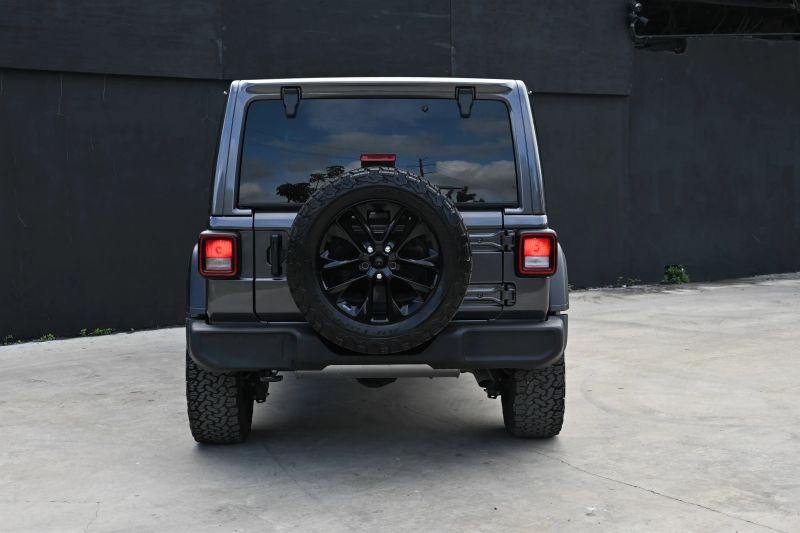 2025 Jeep Wrangler 4 Door - photo 9