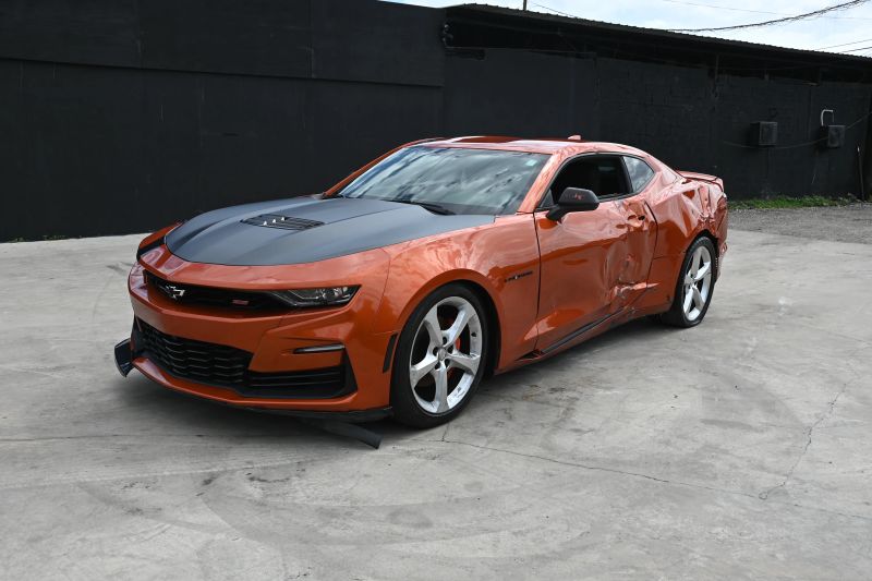 2022 Chevrolet Camaro - photo 1