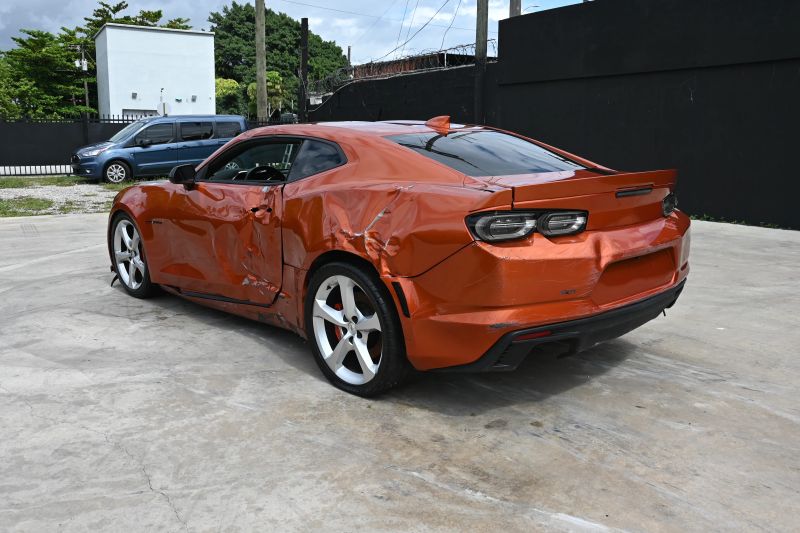 2022 Chevrolet Camaro - photo 4