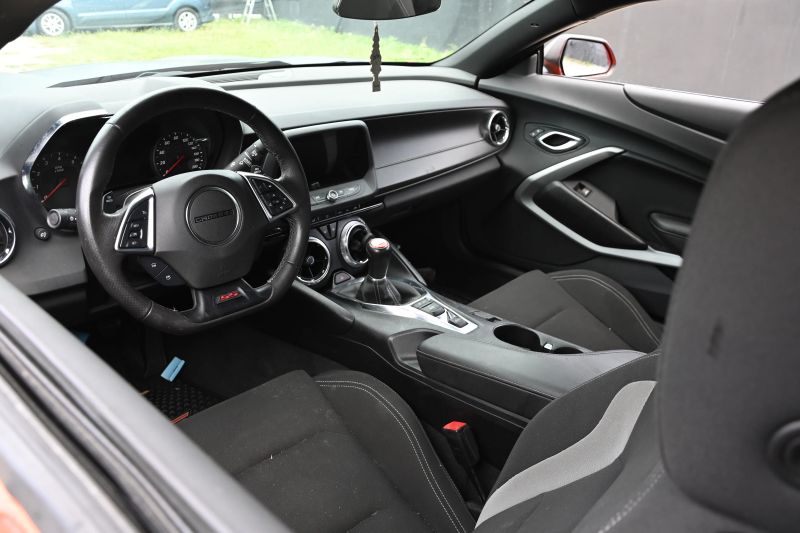 2022 Chevrolet Camaro - photo 8