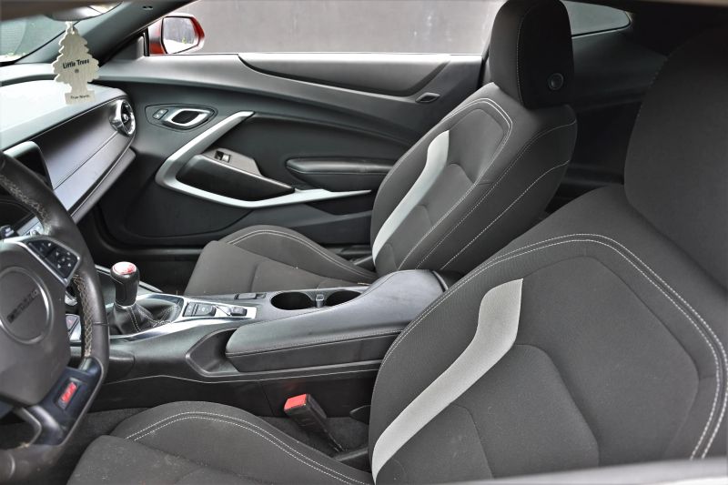 2022 Chevrolet Camaro - photo 10