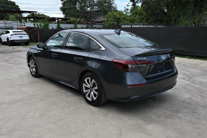 2025 Honda Civic - photo 5