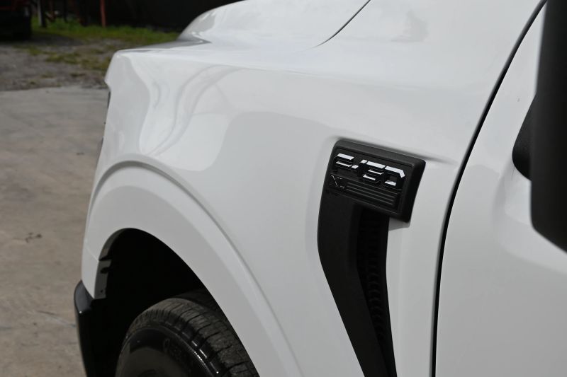 2025 Ford F150 Super Cab - photo 7