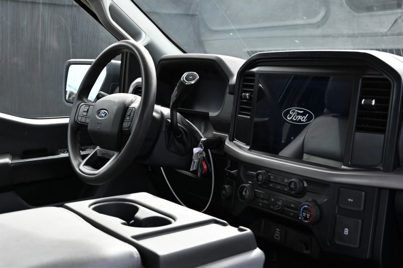 2025 Ford F150 Super Cab - photo 9