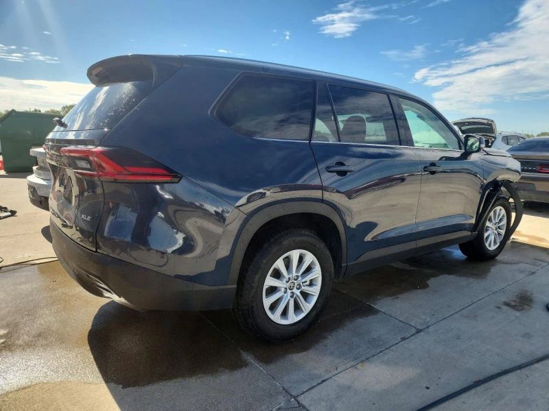 2026 Toyota Grand Highlander - photo 3
