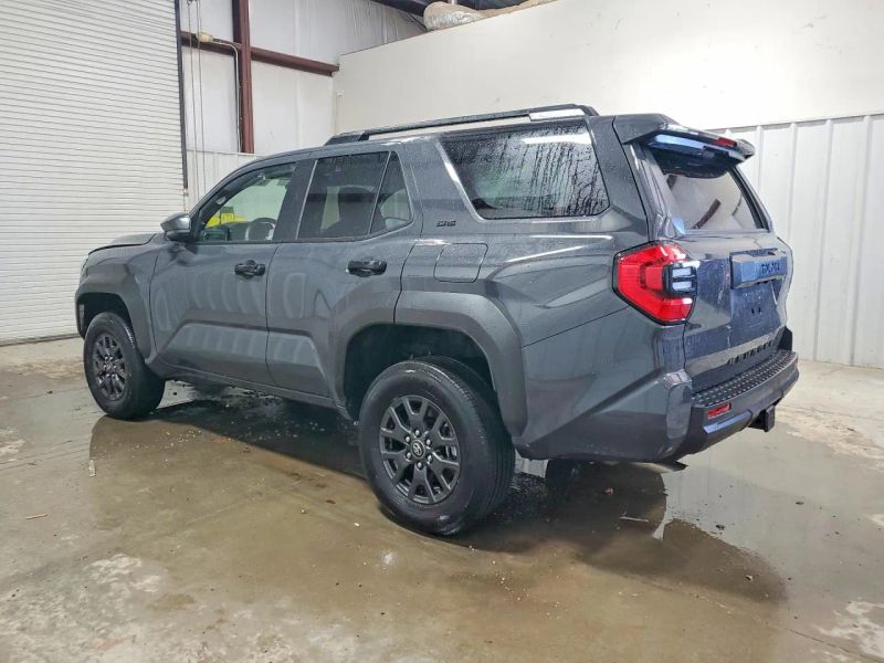 2026 Toyota 4Runner - photo 3