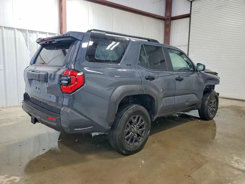 2026 Toyota 4Runner - photo 4