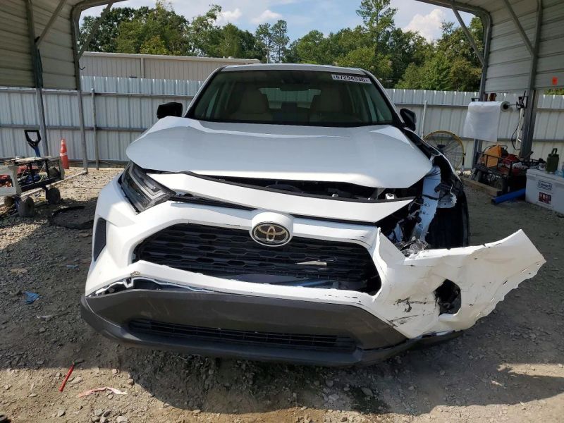 2024 Toyota RAV4 - photo 5