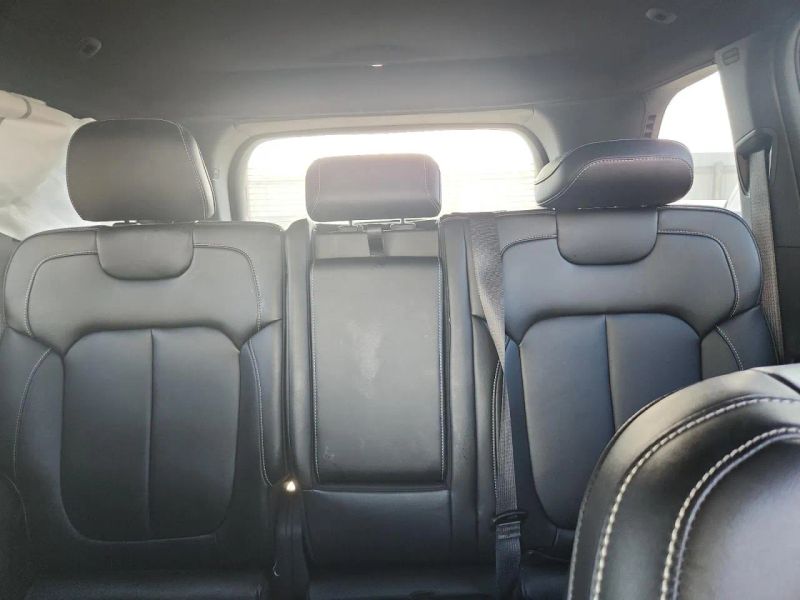 2025 Jeep Grand Cherokee - photo 10