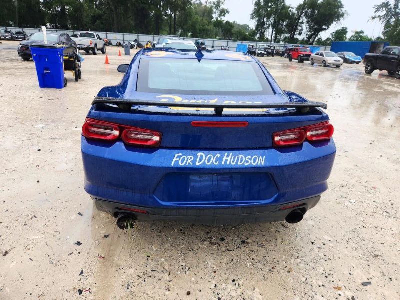 2021 Chevrolet Camaro - photo 6