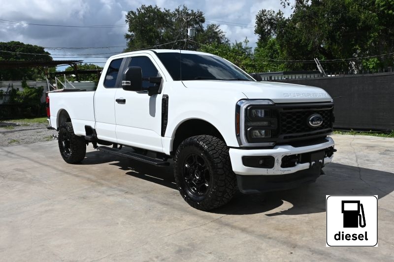 2025 Ford F350 Super Duty Super Cab - photo 1