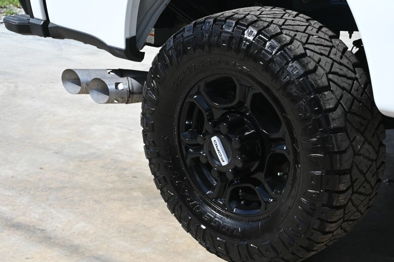 2025 Ford F350 Super Duty Super Cab - photo 9