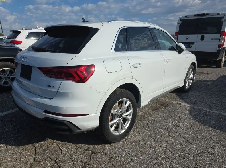 2025 Audi Q3 - photo 3