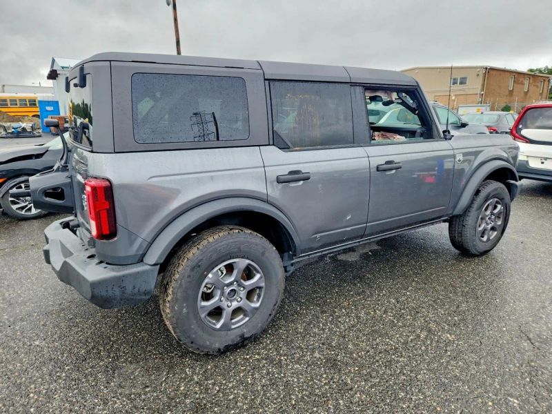 2026 Ford Bronco - photo 3