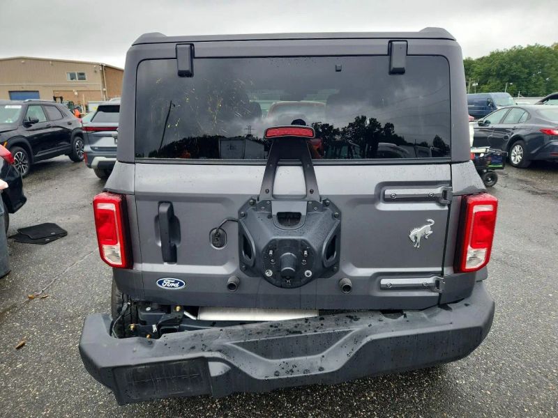 2026 Ford Bronco - photo 6
