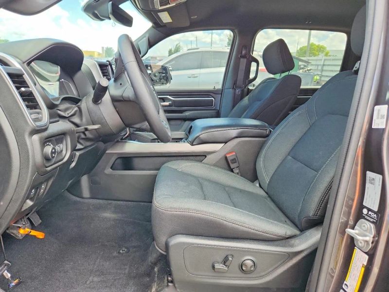 2025 Ram 1500 Crew Cab - photo 7
