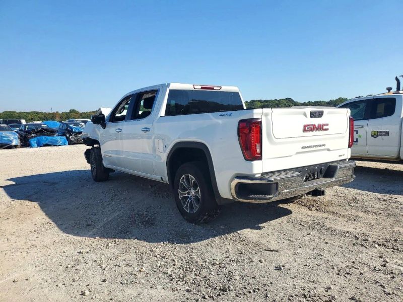 2026 GMC Sierra 1500 Crew Cab - photo 4