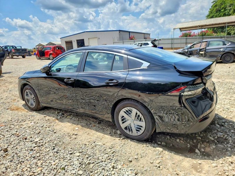 2026 Nissan Sentra - photo 3