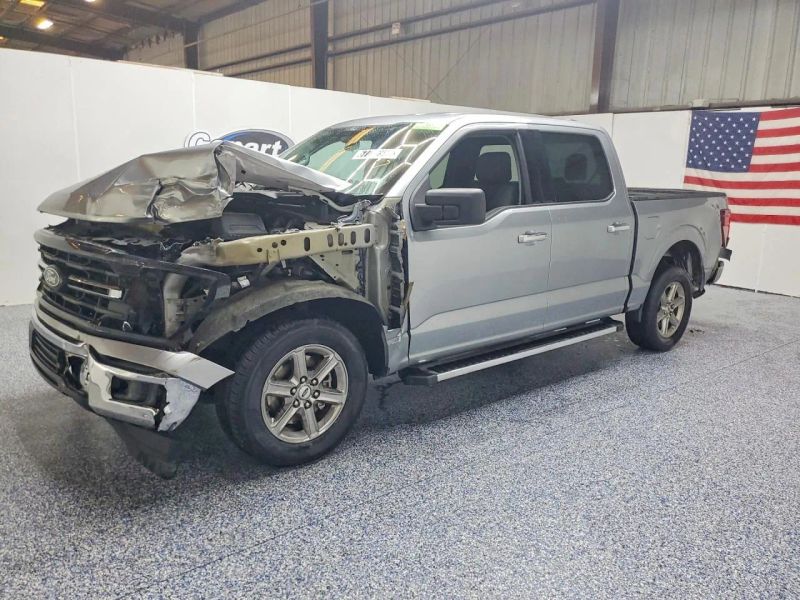 2025 Ford F150 SuperCrew Cab - photo 2