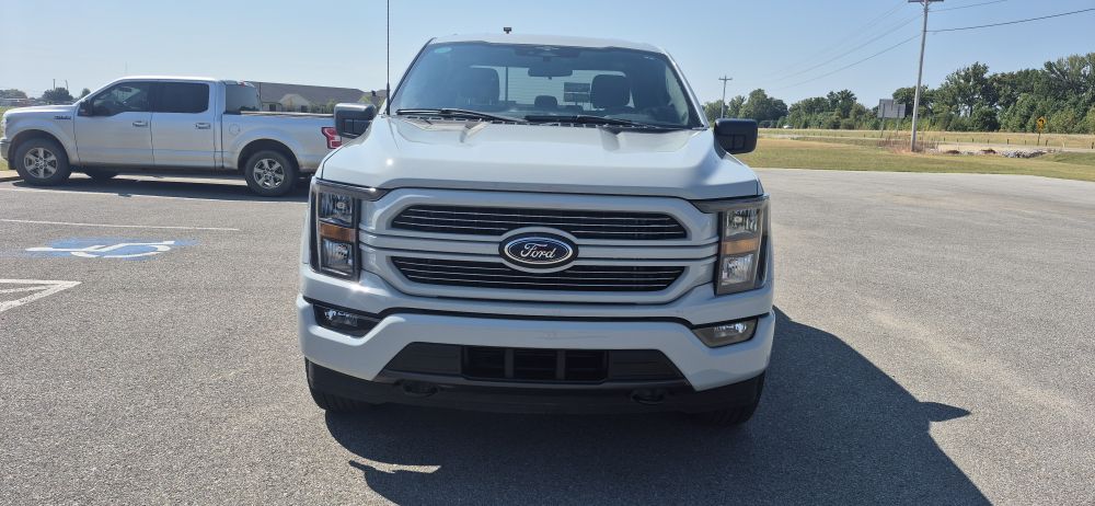 2023 Ford F150 4X4 - photo 2