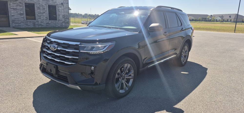 2025 Ford Explorer Active 4X4 - photo 2