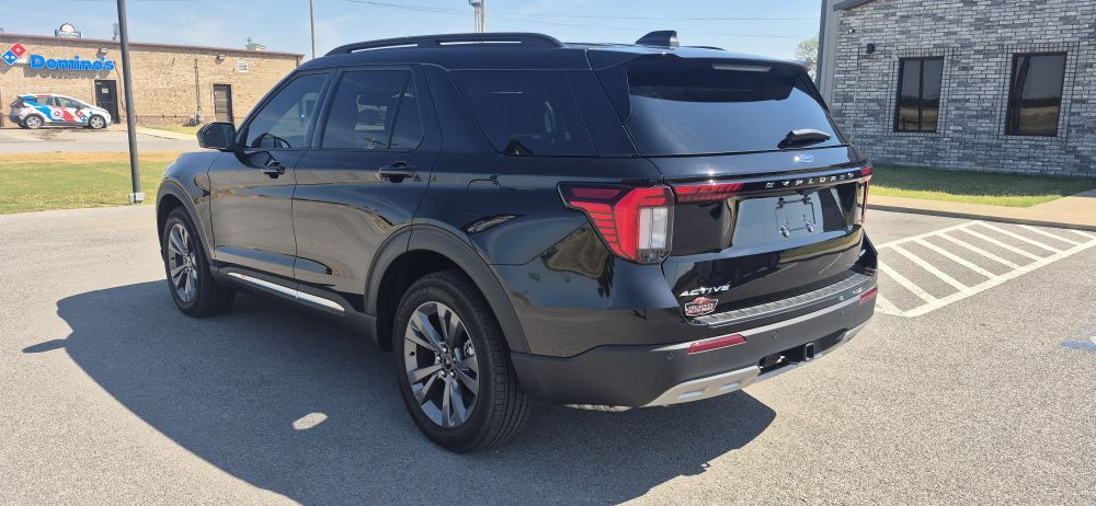 2025 Ford Explorer Active 4X4 - photo 3