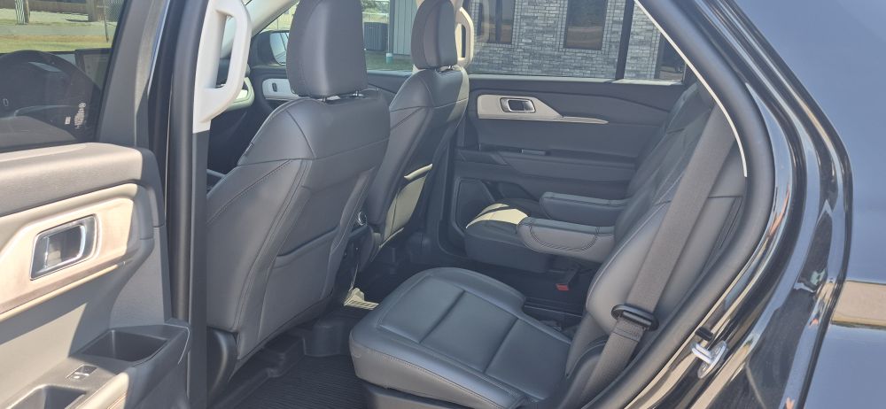 2025 Ford Explorer Active 4X4 - photo 8