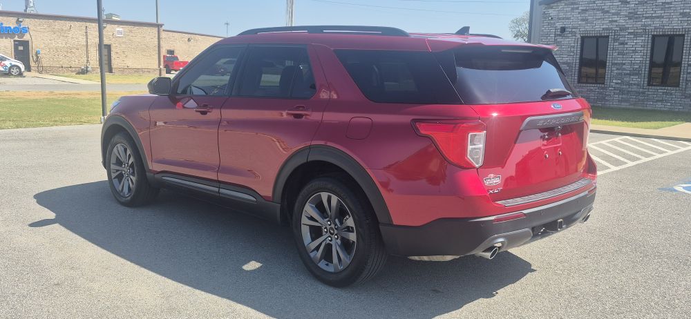 2023 Ford Explorer XLT - photo 4