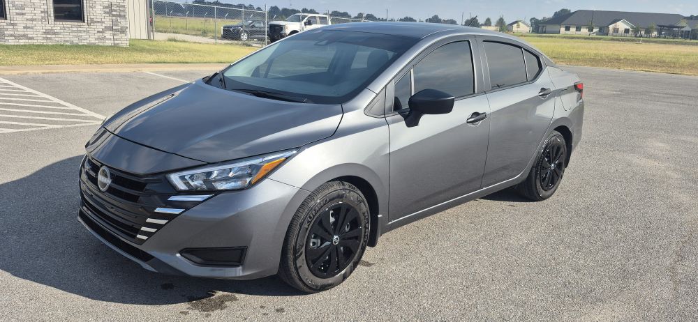 2025 Nissan Versa S - photo 1