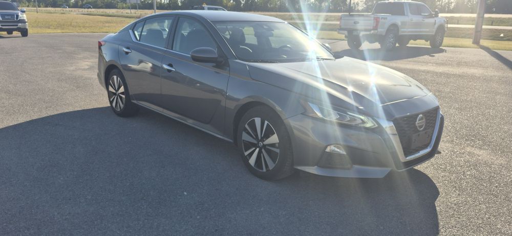 2022 Nissan Altima SV - photo 2