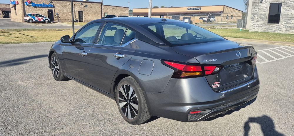 2022 Nissan Altima SV - photo 3