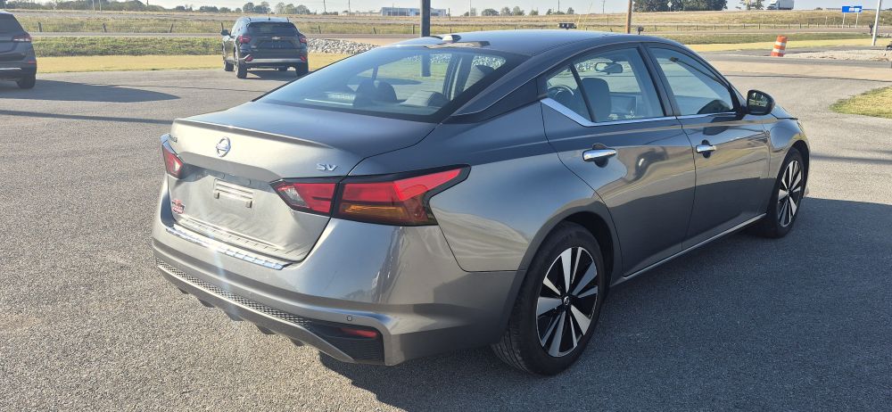 2022 Nissan Altima SV - photo 4