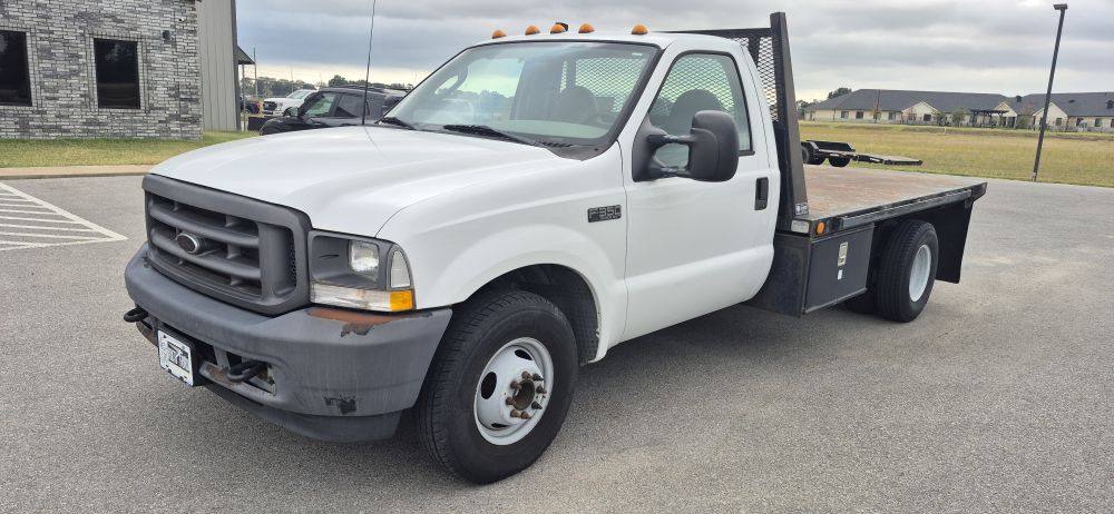2003 Ford Ford F350 2WD - photo 2