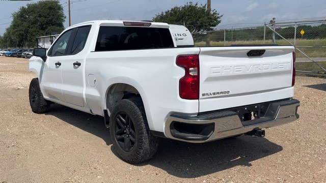 2024 Chevrolet Silverado - photo 3