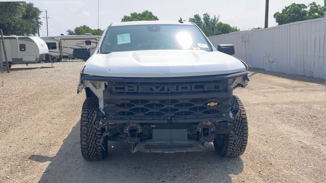 2024 Chevrolet Silverado - photo 8