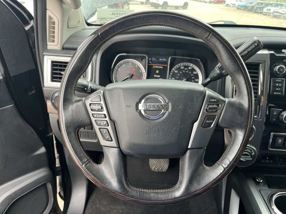 2019 Nissan TITAN PLATINUM RESERVE - photo 13