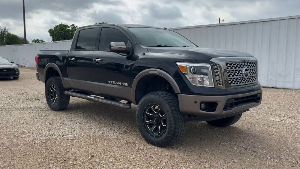 2019 Nissan TITAN PLATINUM RESERVE - photo 6