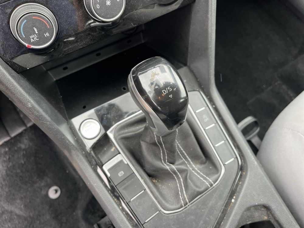 2024 Volkswagen TAOS 1.5T S - photo 17