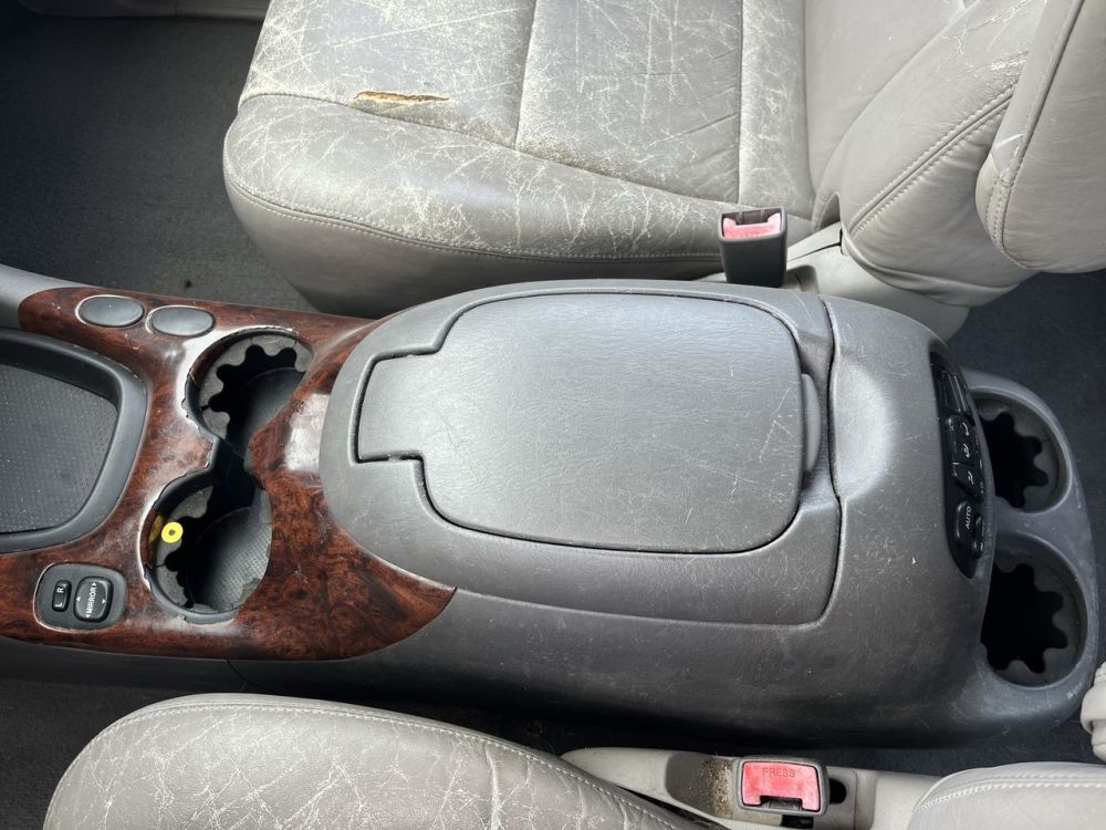 2003 Toyota SEQUOIA - photo 15
