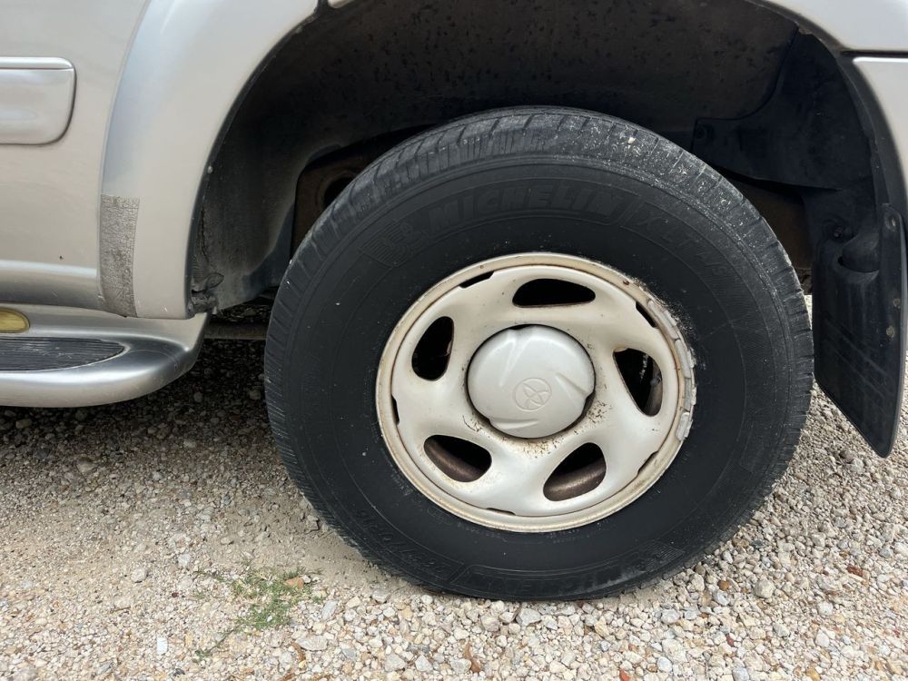 2003 Toyota SEQUOIA - photo 16