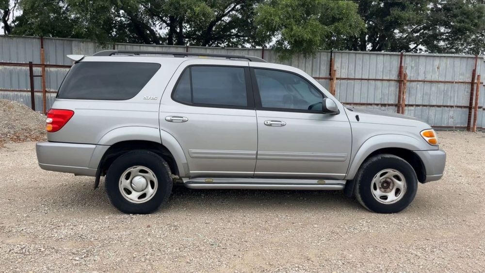 2003 Toyota SEQUOIA - photo 6