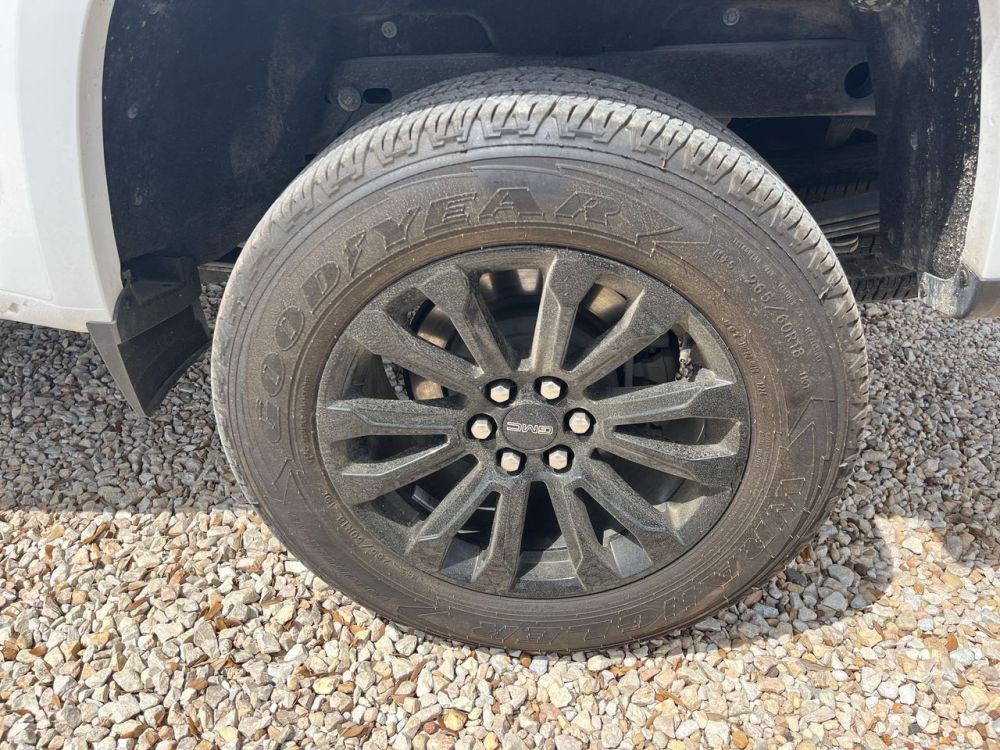 2021 GMC CANYON - photo 23