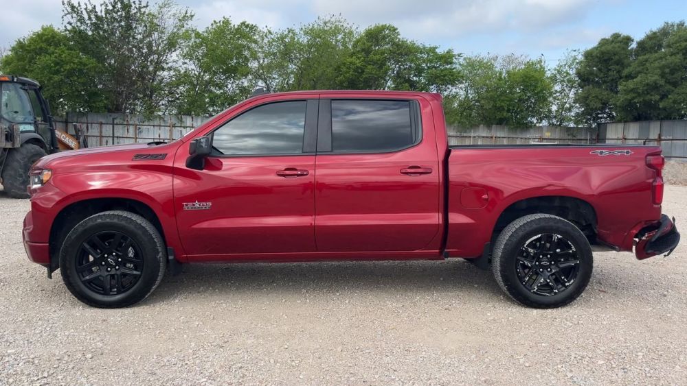 2025 Chevrolet SILVERADO 1500 - photo 2