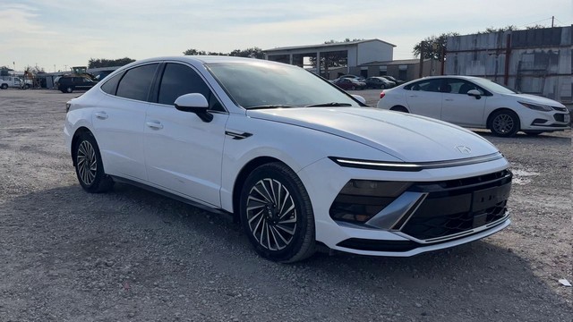 2024 Hyundai SONATA HYBRID SEL - photo 7