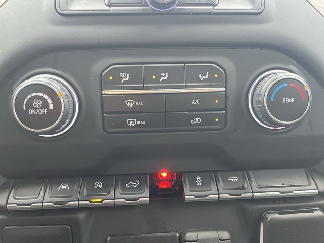 2024 Chevrolet Silverado - photo 14