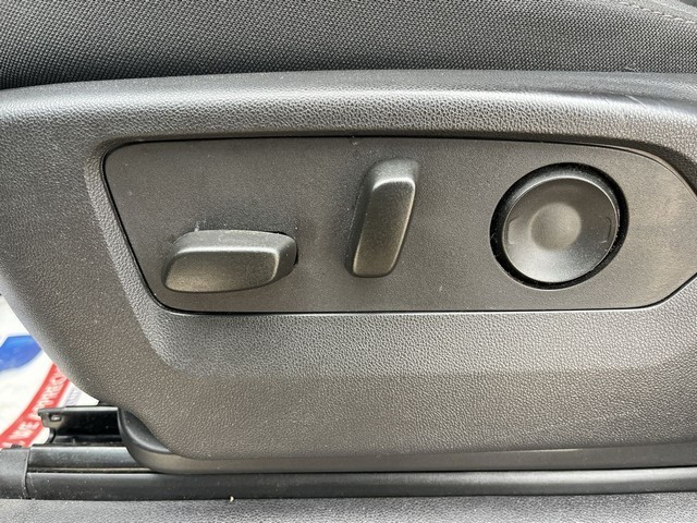 2024 Chevrolet Silverado - photo 18